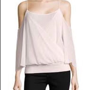 NWT. Beautiful Pink Bailey 44 Tombe Top size M